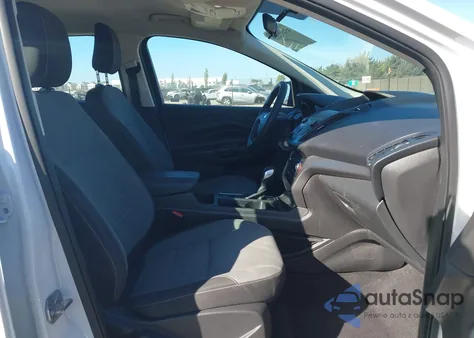 2019 Ford Escape S z USA, uszkodzony, nr VIN 1FMCU0F74KUA63731
